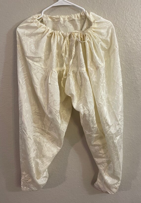 Vintage Ivory Tunic and Pant Set - image 10