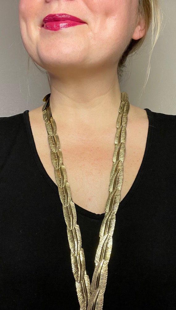Vintage Metal Feather Necklace