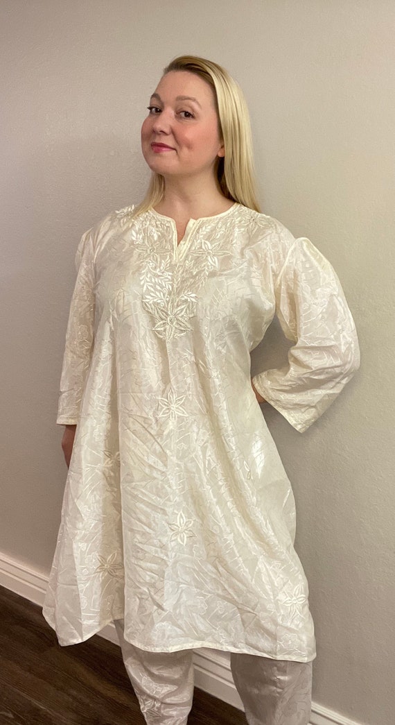 Vintage Ivory Tunic and Pant Set - image 3