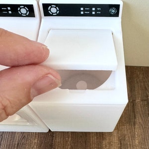 Dollhouse Opening Washer and Dryer, Traditional Washing Machine and Dryer Set, 1:12 Scale