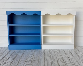 Dollhouse Bookcase, Small Shelves in 1:12 scale