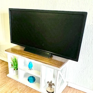 Miniature Flat Screen TV, Dollhouse Television, Black, in 1:12 Scale.