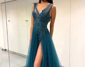 elegant classy cocktail dress