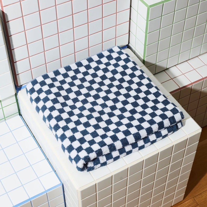 Checkered Bath Towel Checkered Hand Towel Retro Vibe Plaid Etsy