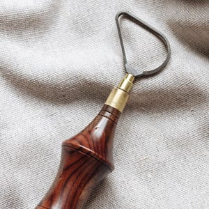 Tungsten carbide trimming tool - large pear drop shape