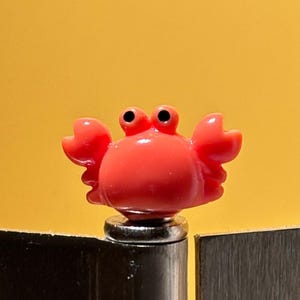 Crab Hinge Topper – Ocean Decor Door Charm Magnet, Gift for Maryland Lover
