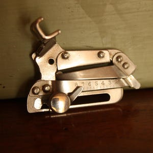 Singer SIMANCO 35931 Adjustable Hemmer Foot