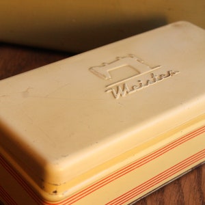 Vintage MEISTER Sewing Machines Tin Can Attachments Box