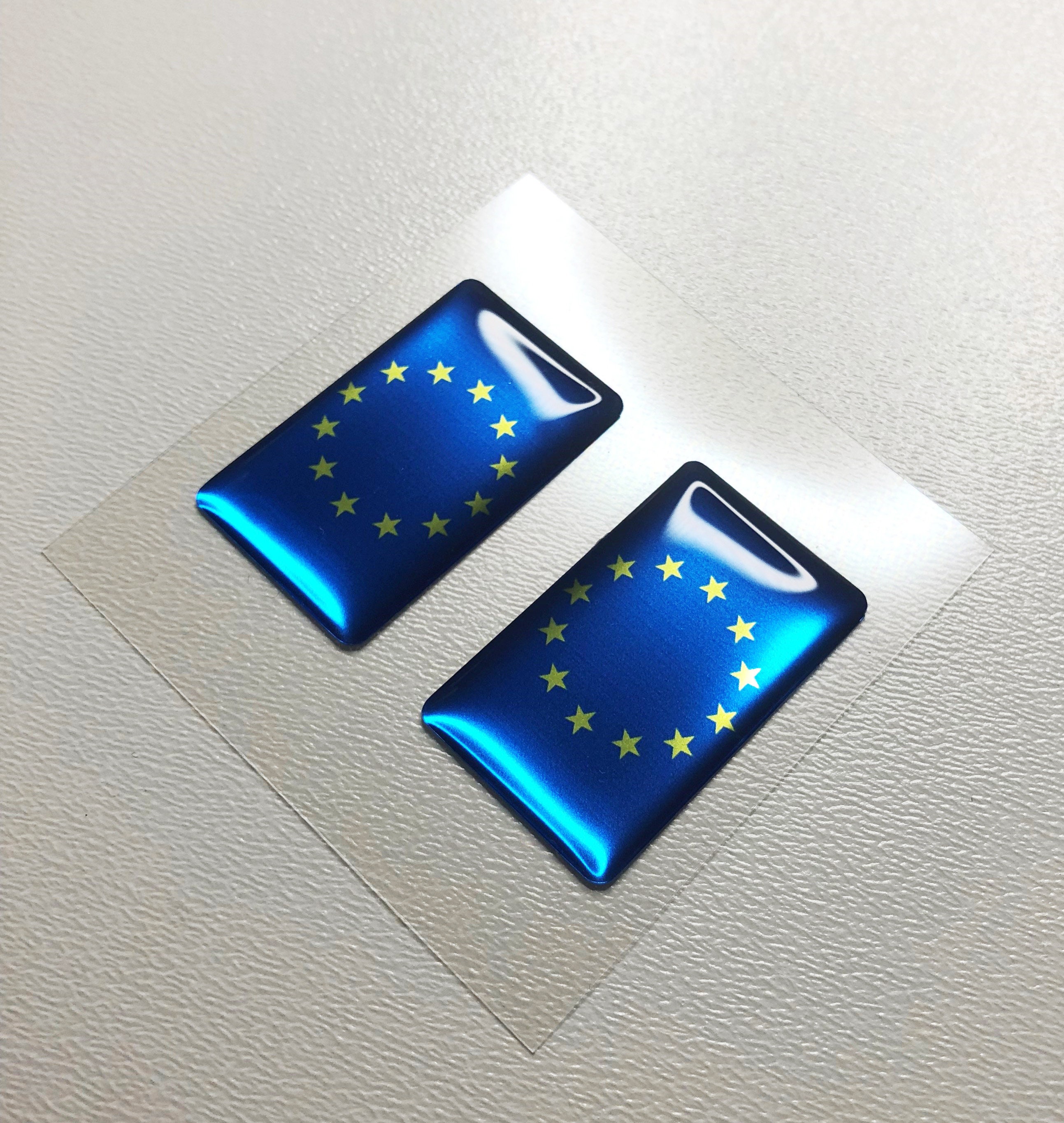 2 Stk. x EU Flagge Aufkleber 32x20 mm oder 49x31 mm Flagge Aufkleber 3D  Resin Silikon Gel Aufkleber Fahne Auto Fahrrad - .de