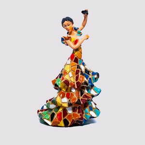 Mosaic Spanish flamenco dancer statue made with marble dust and with enamel. It's the best collection in Spain.