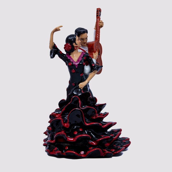 Couple de danseurs de flamenco noir avec guitare, statue réalisée avec de la poussière de marbre et de l'émail. C'est la meilleure collection d'Espagne.