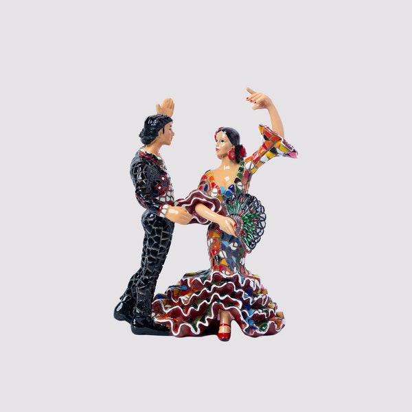 Couple de flamenco en mosaïque danseuse espagnole avec éventail, statue réalisée avec de la poussière de marbre et de l'émail. C'est la meilleure collection d'Espagne.