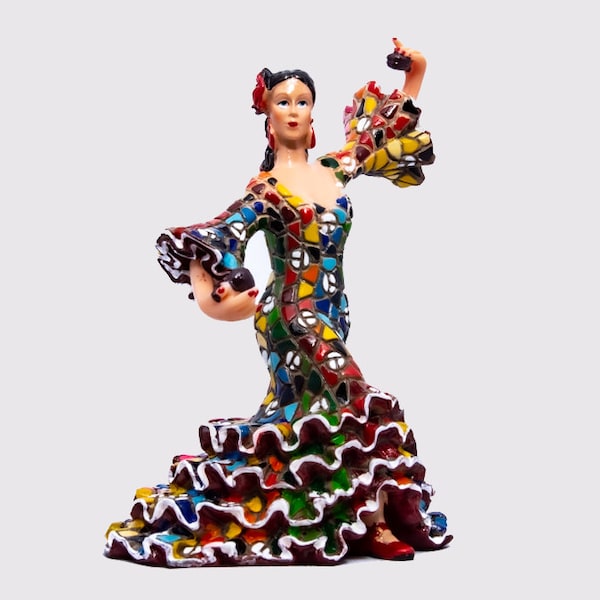 Statue de danseuse de flamenco espagnole en mosaïque réalisée avec de la poussière de marbre et de l'émail. C'est la meilleure collection d'Espagne