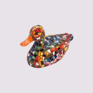 Mix Colors Mosaik-Entenstatue aus Marmorstaub und Emaille. Es ist die beste Sammlung in Spanien.