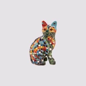Mischfarben-Mosaik-Katzenstatue aus Marmorstaub und Emaille. Es ist die beste Sammlung in Spanien.