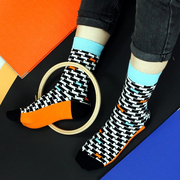 Bunte Socken - colourful socks - kariert - Kästchen