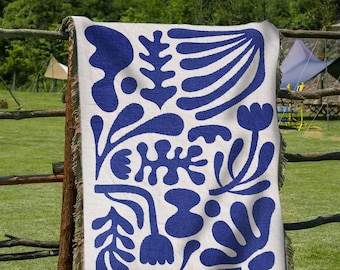 Jeté bleu Matisse à motifs géniaux | Tapisserie tissée scandinave minimaliste moderne | Couverture à franges de voyage pour pique-nique pour canapé Flower Leaf