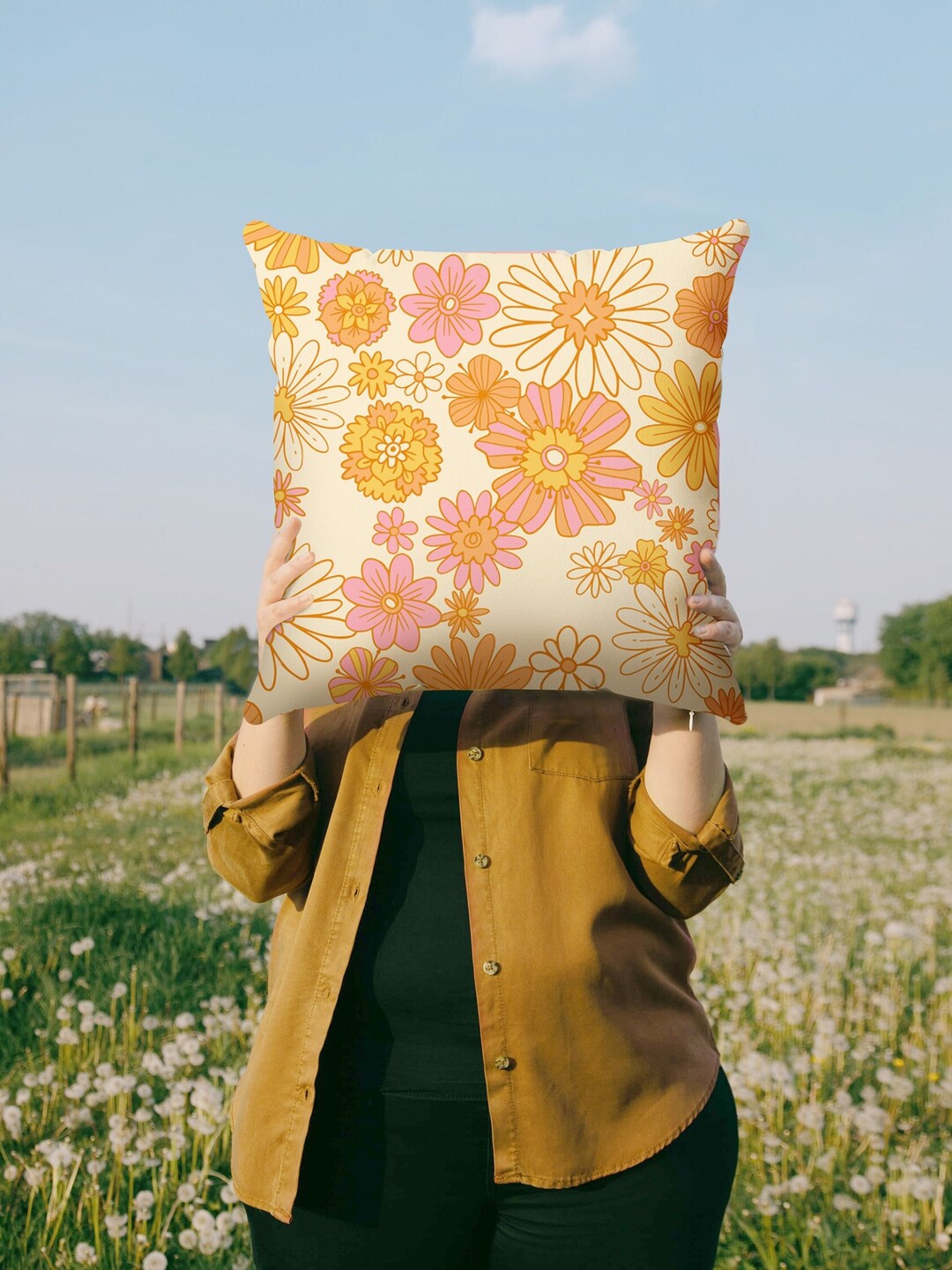 Retro Daisy Flower 70s Pillow Cover Vintage Floral Pillow Case 18x18