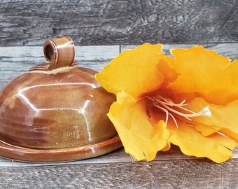 Small Covered Butter Pat Dish - Handmade Ceramic Dining Accessory, Thrown Pottery - Beautiful Wolff Red Glaze -  Butter Dish