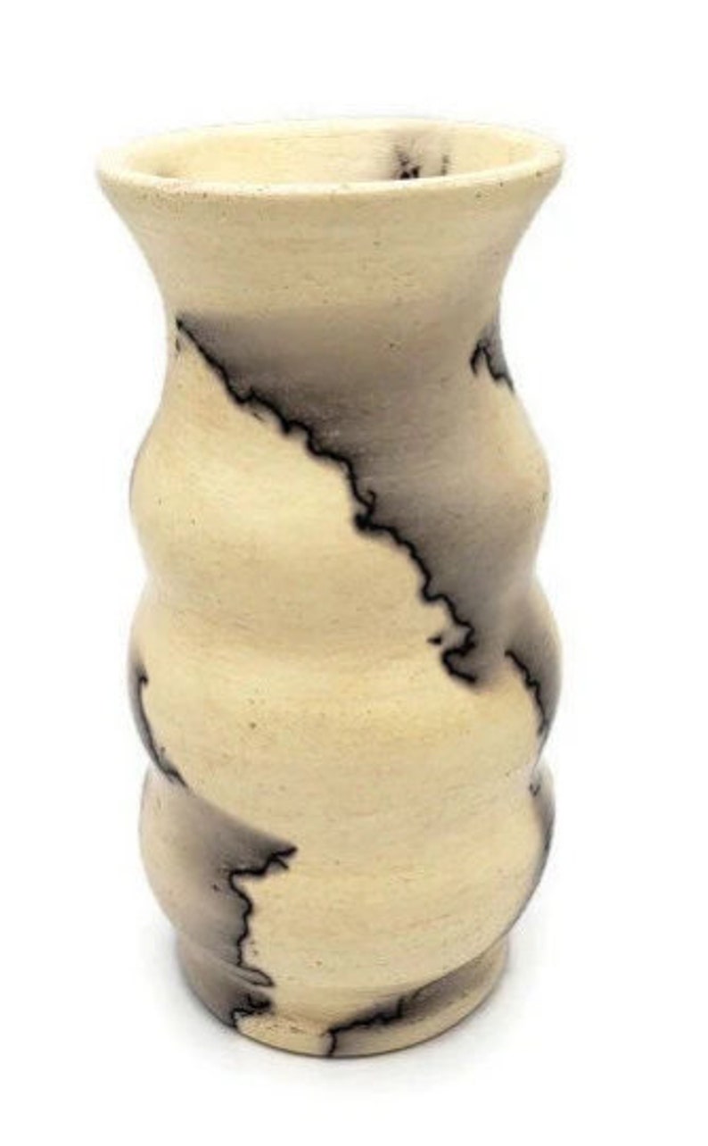 Hellgelbe Raku-Vase schöne dekorative Vase handgefertigt, Töpferware, Raku gebrannt mit Pfauenfedern, Kunstvase mit Glanz Bild 5