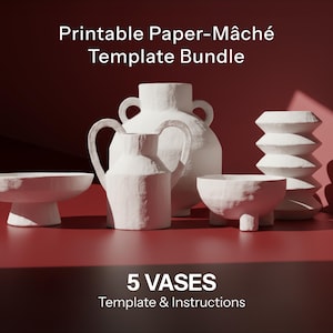 Puede incluir: Colección de cinco jarrones blancos de papel maché de varias formas, incluyendo un cuenco con pedestal, un jarrón con asas y un diseño apilado. El texto "Printable Paper-Mache Template Bundle" y "5 VASES" es visible.