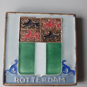 Cloisonne (coat of arms) tile Westraven of Rotterdam
