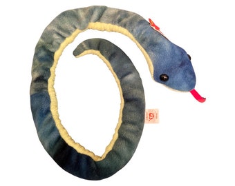 Hissy, a cobra Ty Beanie Baby