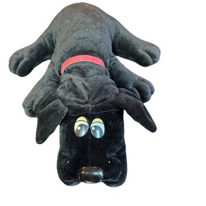 18” Vintage black Pound Puppy