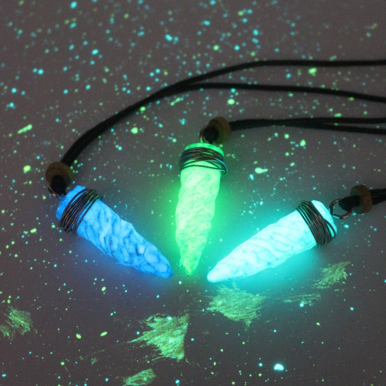 3 Pieces Necklaces Glow in the Dark Glow in the Dark Luminous Stone UV