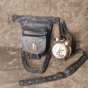 Handgefertigte Leder Gürteltasche Reisetasche Taschengürtel aus echtem Leder bestes Geschenk für Mutter, Schwester, Frau und Mann + gratis Geschenk ..