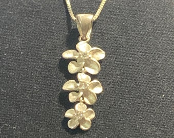 Silber Blume Halskette