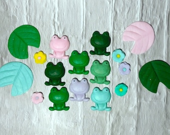 Fondant Frog & Lily Pad Set/Sugar Frogs/Sugar Flowers/Sugar Lilly Pads/Park Party/Outdoor Party/Frog Topper