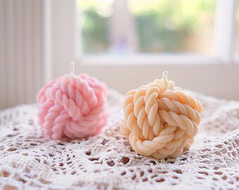 Woolen Yarn Ball Candle| Aesthetic soy wax candle| Neutral color Room Decor|Knit Ball candles| Housewarming gift idea