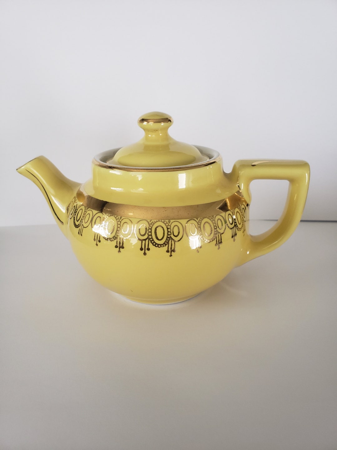 Hall Teapot -2-cup Yellow With Gold Trim - 1950s - Etsy