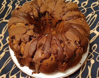 Mr. Ron's Gullahlicious Chocolate Chip Pound Cake