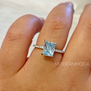 Radiant Cut Aquamarine Ring, Aquamarine Solitaure Ring Simulate Aquamarine, Sterling Silver, Simulated Diamond, Bridal Ring, Statement Ring