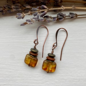 oolong ~ earthy bohemian amber glass earrings ~ earth tone jewelry ~ simple boho hippie earrings ~ everyday copper earrings ~ gift for mom