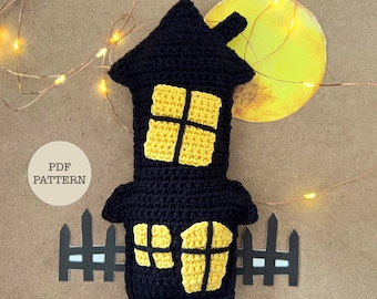 Haunted House Amigurumi Crochet Pattern - Halloween Decor