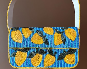 Zitronen Perlen Umhängetasche - Handgefertigte Gelbe Perlen Geldbörse mit Blauen Akzenten, Helle Statement Handtasche