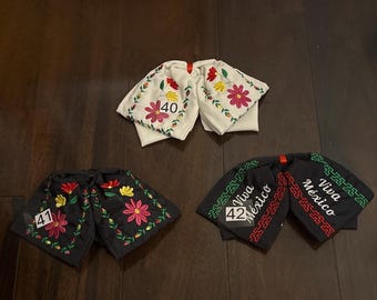 Arcs mexicains. Arcs mariachis. Broderie argentée et dorée.