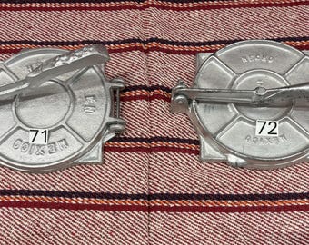 Mexikanisches Handwerk. Maquina para hacer Tortillas. Maquina de Metal. Tortillapresse aus Aluminium.