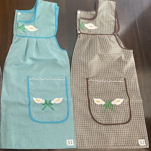 Mexican Apron. Traditional Apron. Mandil. Flower embroidery.. Embroidered Apron. Size XL, XXL.