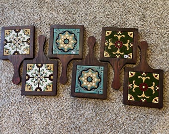 Topflappen. Set mit 2 heißen Topflappen. Heiße Untersetzer. Rustikaler Talavera Topflappen.