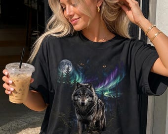 Northern Lights Wolf T-Shirt, Comfort Colors® Aurora Borealis Shirt, Forest Moon Nature Wildlife Outdoor Gift Tee