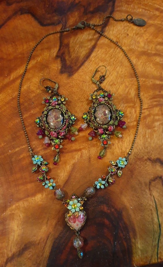 Original MICHAL NEGRIN Earrings & Necklace Set Vin