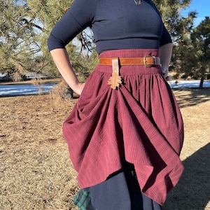 Tooled Leather Leaf Skirt Hike Hitch image 4