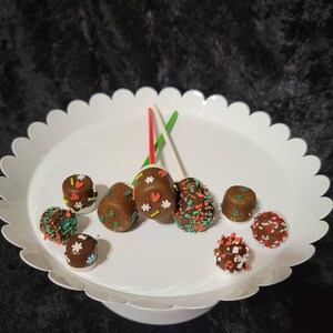 Christmas Faux Chocolate Covered Marshmallows