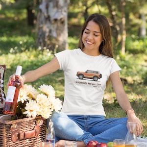 Ford Bronco SWB T-Shirt: Overlander Gift