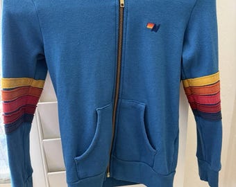 Sweat à capuche enfant Hawaii Rainbow Aviator Nation, bleu, taille 8 Lire la description