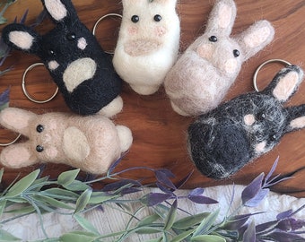 Needle Felt Small Rabbit Keychain Adorable Rabbit Cute Gift for Spring Gift for Easter Soft Bunny Keychain Cottagecore Handmade